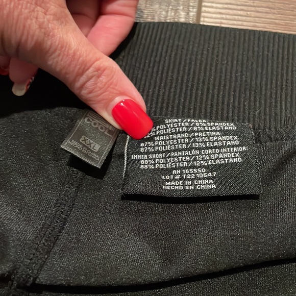 XXL 32 Degrees Black Skort - Picture 6 of 9